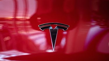 Tesla Model 3 logo