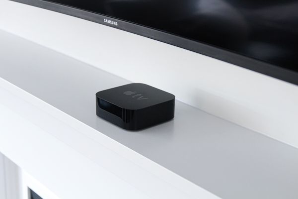 De beste gadgets die van je oude televisie een smart-tv maken