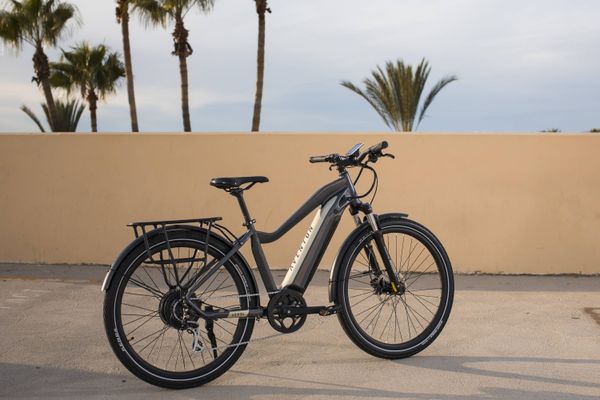 Aventon Level ideale e-bike voor woon-werk verkeer